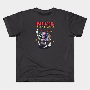 Never trust media Kids T-Shirt